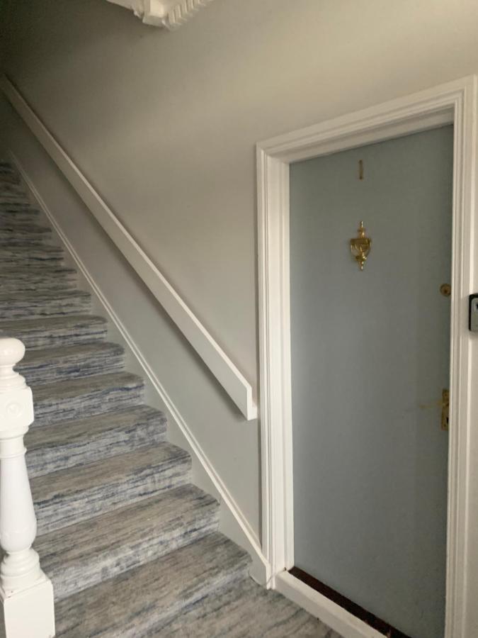 Stunning 3 Bed Seafront Mansion Building Sleeps 6 Adults Or 8 With Kids Portrush Exterior foto