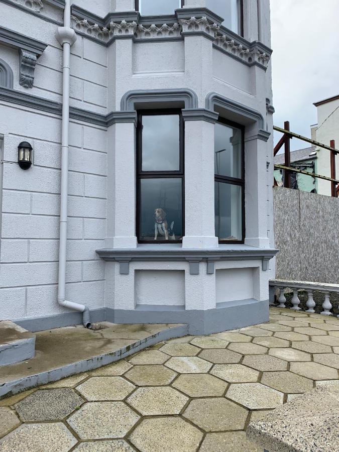 Stunning 3 Bed Seafront Mansion Building Sleeps 6 Adults Or 8 With Kids Portrush Exterior foto