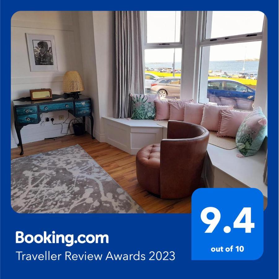 Stunning 3 Bed Seafront Mansion Building Sleeps 6 Adults Or 8 With Kids Portrush Exterior foto